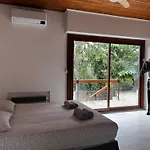 Villa L'olivada, D'exception