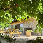 L'olivada, D'exception Villa *