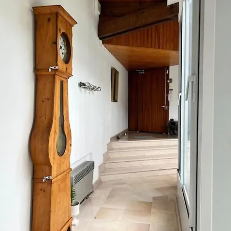 L'olivada, D'exception *