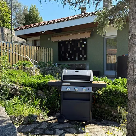 L'olivada, D'exception Villa