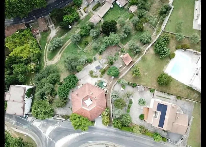 Villa L'olivada, D'exception